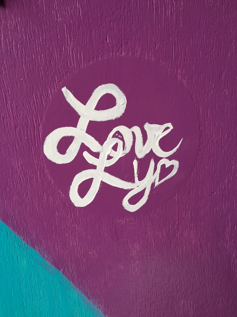 de Love Ly bus
